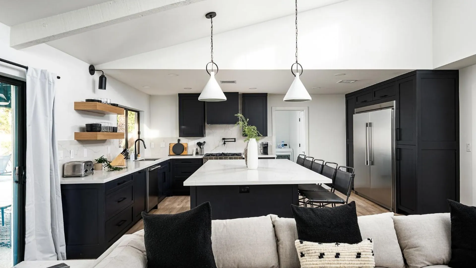 Exciting Backyard Entertainment And Close To Exclusive Golf Courses At La Quinta Del Sol Phoenix
